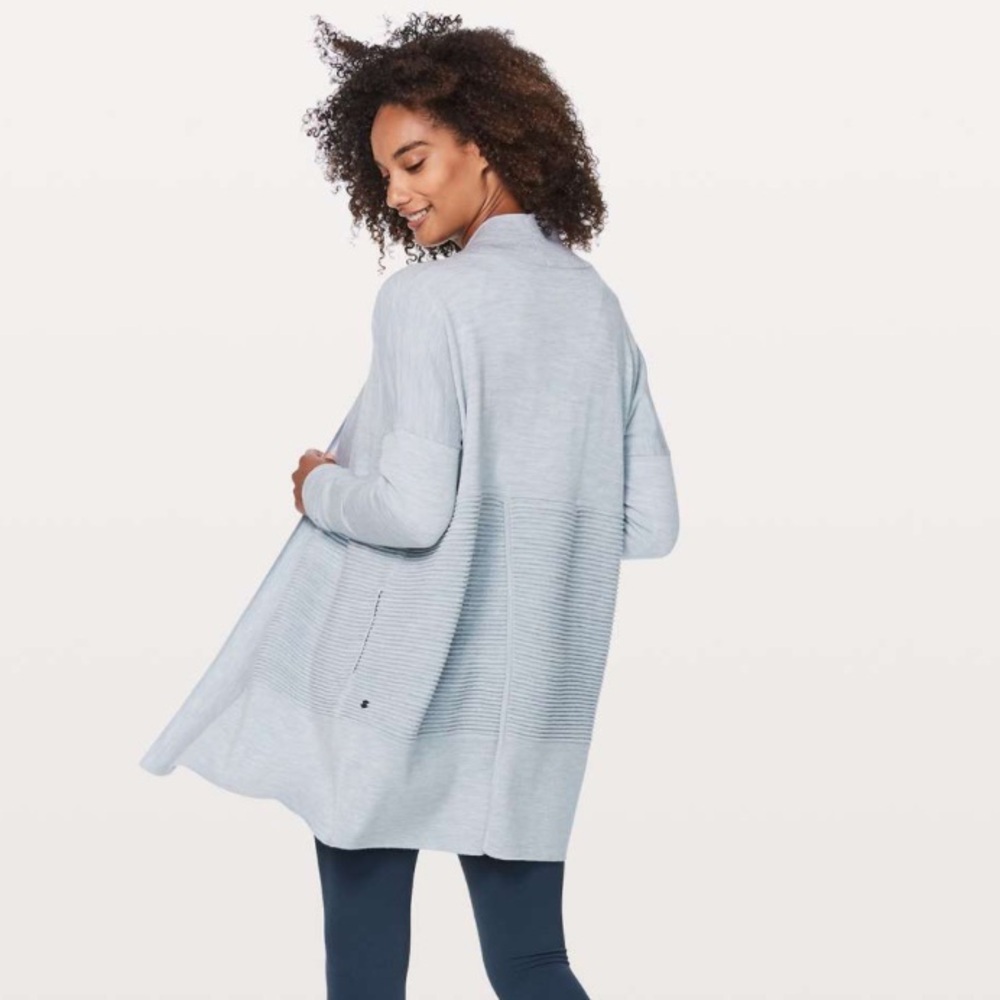 Lululemon Sit In Lotus Wrap II heathered starlight blue gray sweater cardigan 8